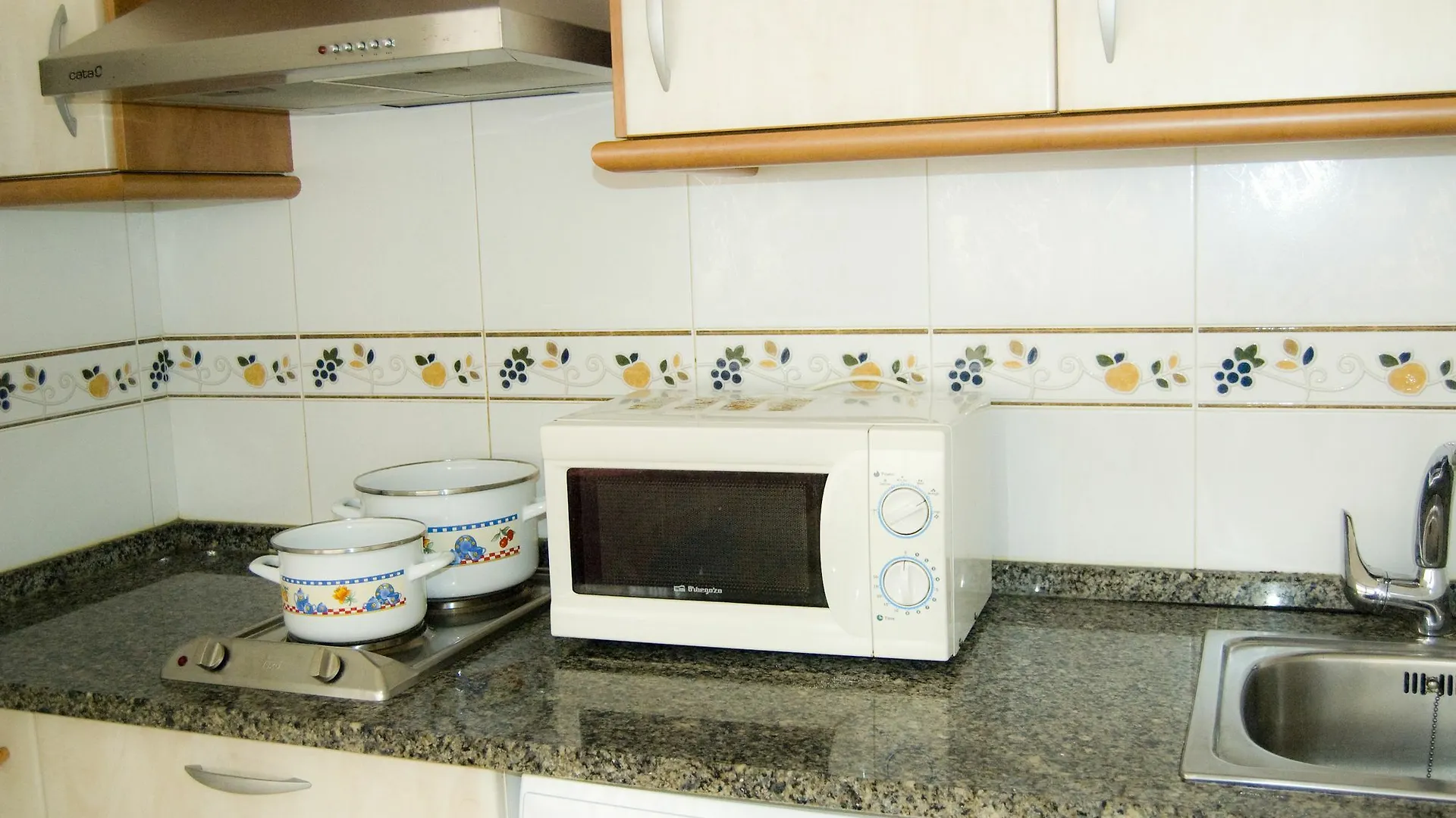 Apartamentos AR Easy Oliva Lloret de Mar 0*,  España