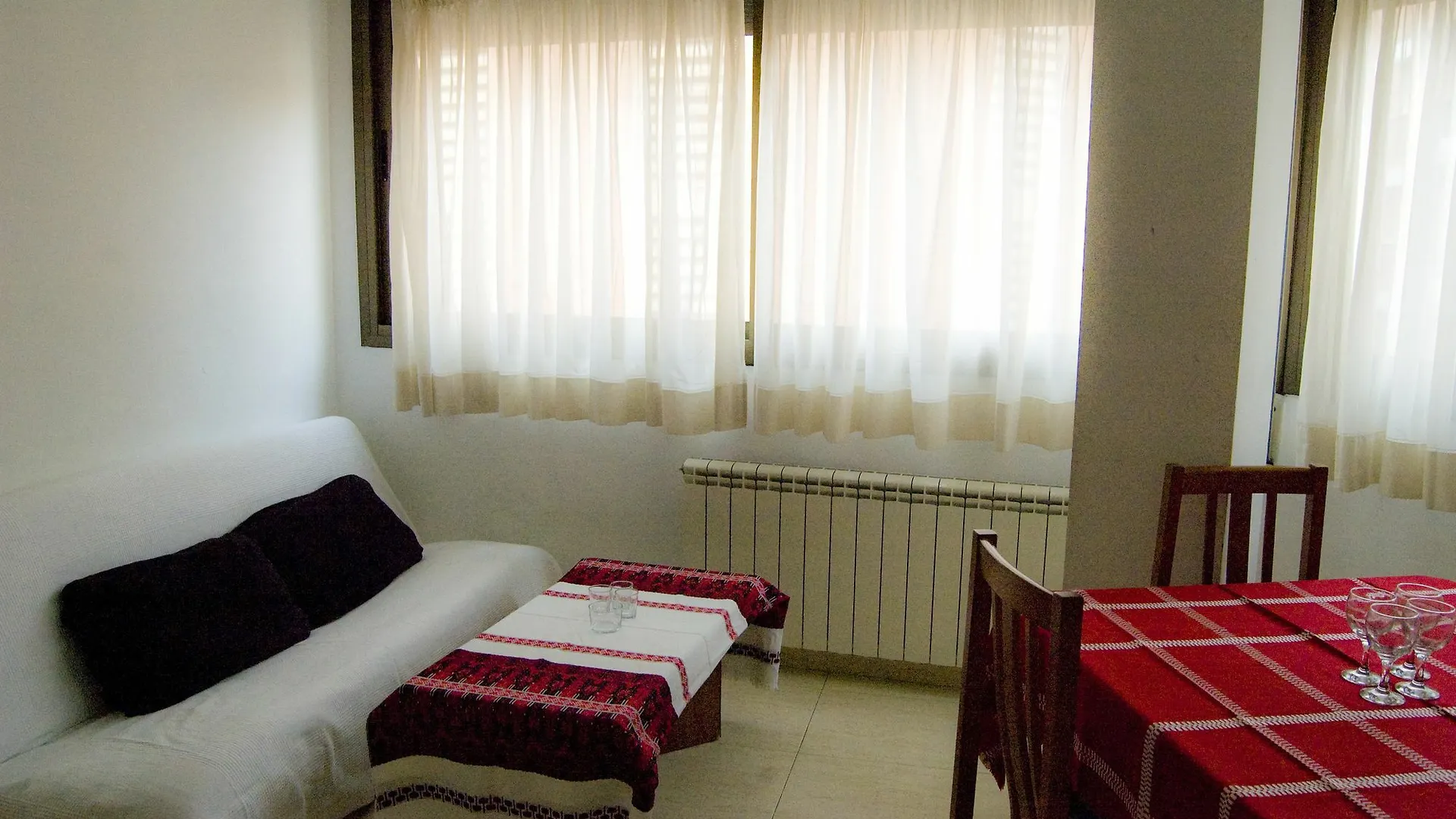 Apartamentos AR Easy Oliva Lloret de Mar España